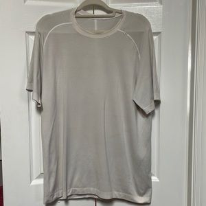 Lululemon men’s short sleeve T-shirt and an off-white size medium